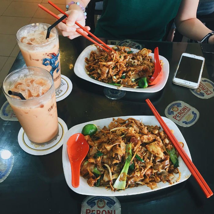 Hủ tiếu xào ở Singapore - Ảnh: tausuan