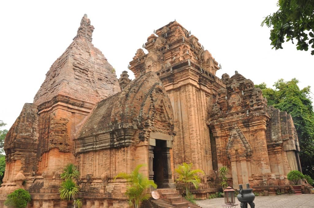 tháp bà ponagar
